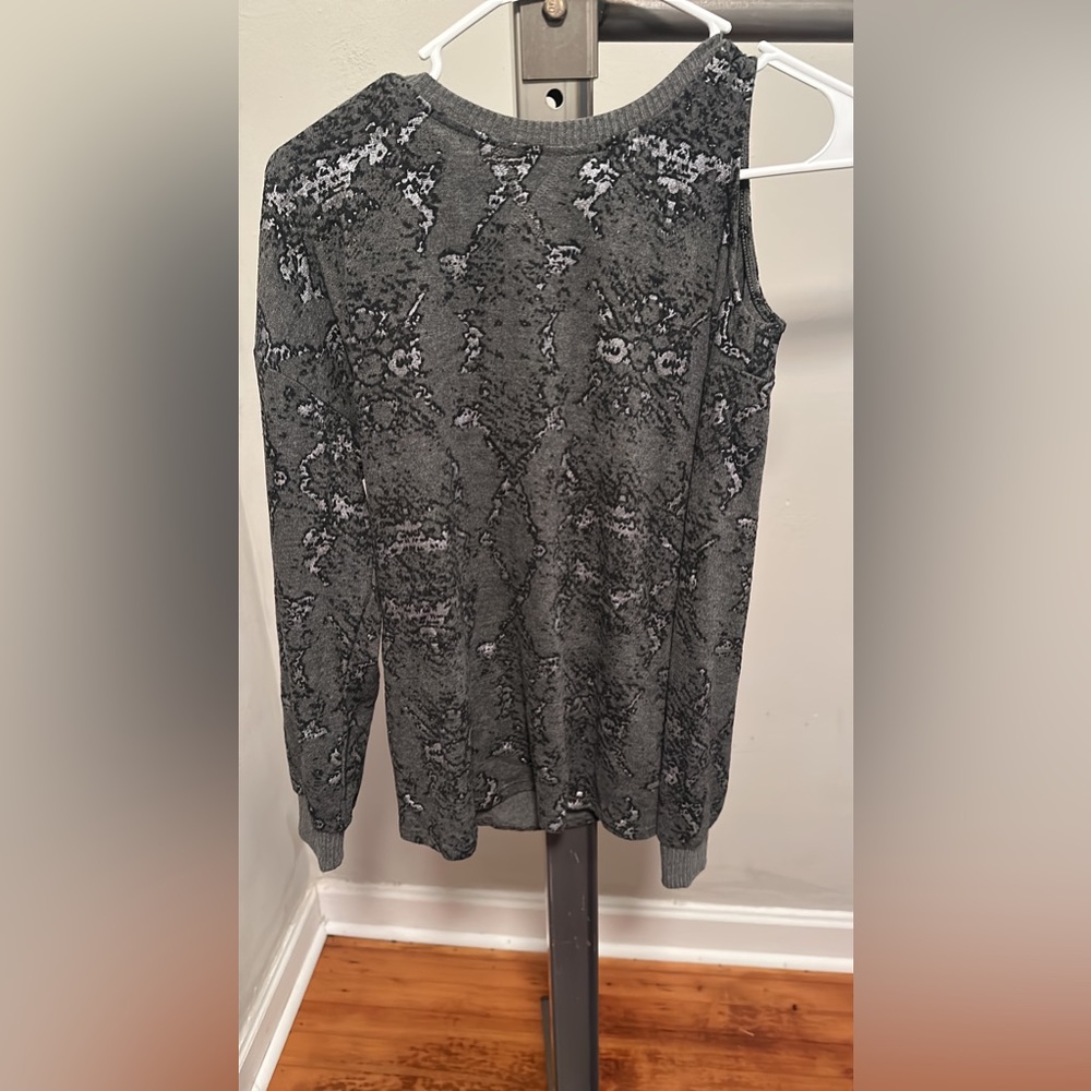 Vince Camuto never worn